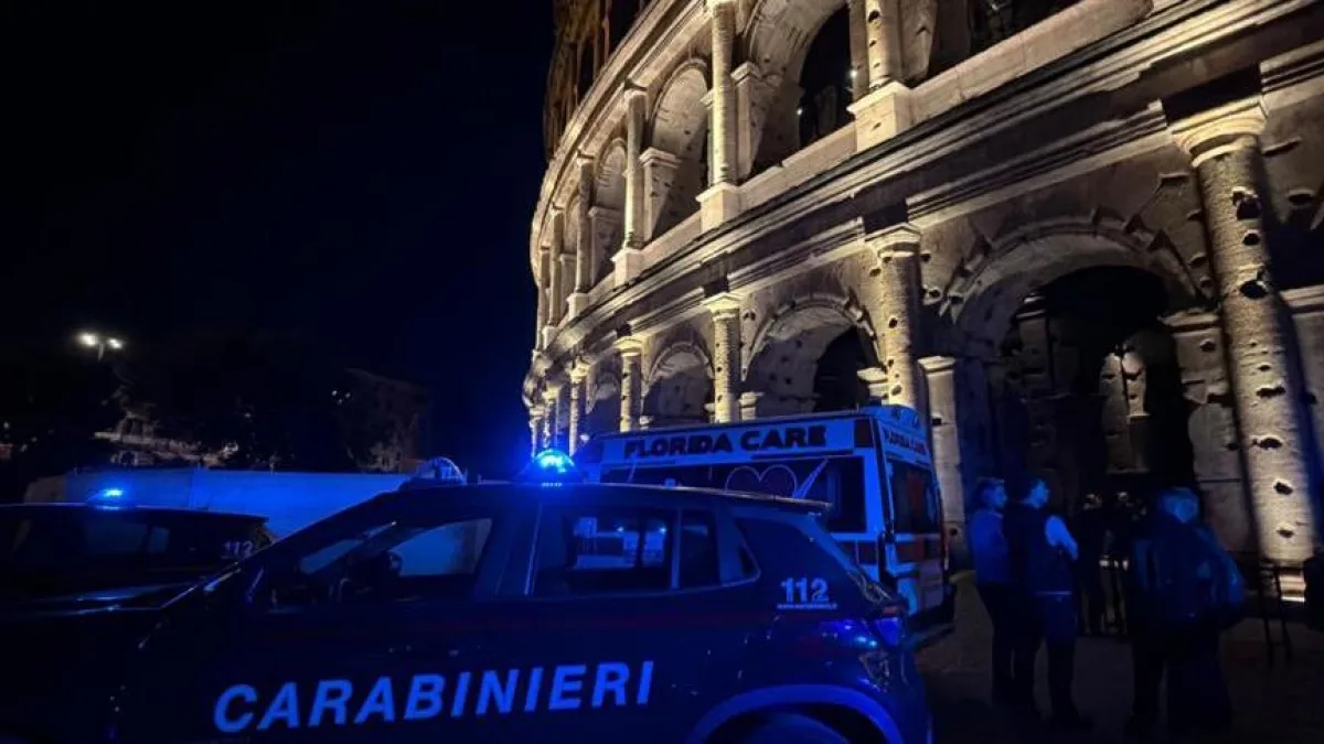 Roma, operaio 22enne precipita da dieci metri e muore durante i lavori notturni al Colosseo. Giuli: «Sgomento». La Cgil: «Chiudere tutto»
