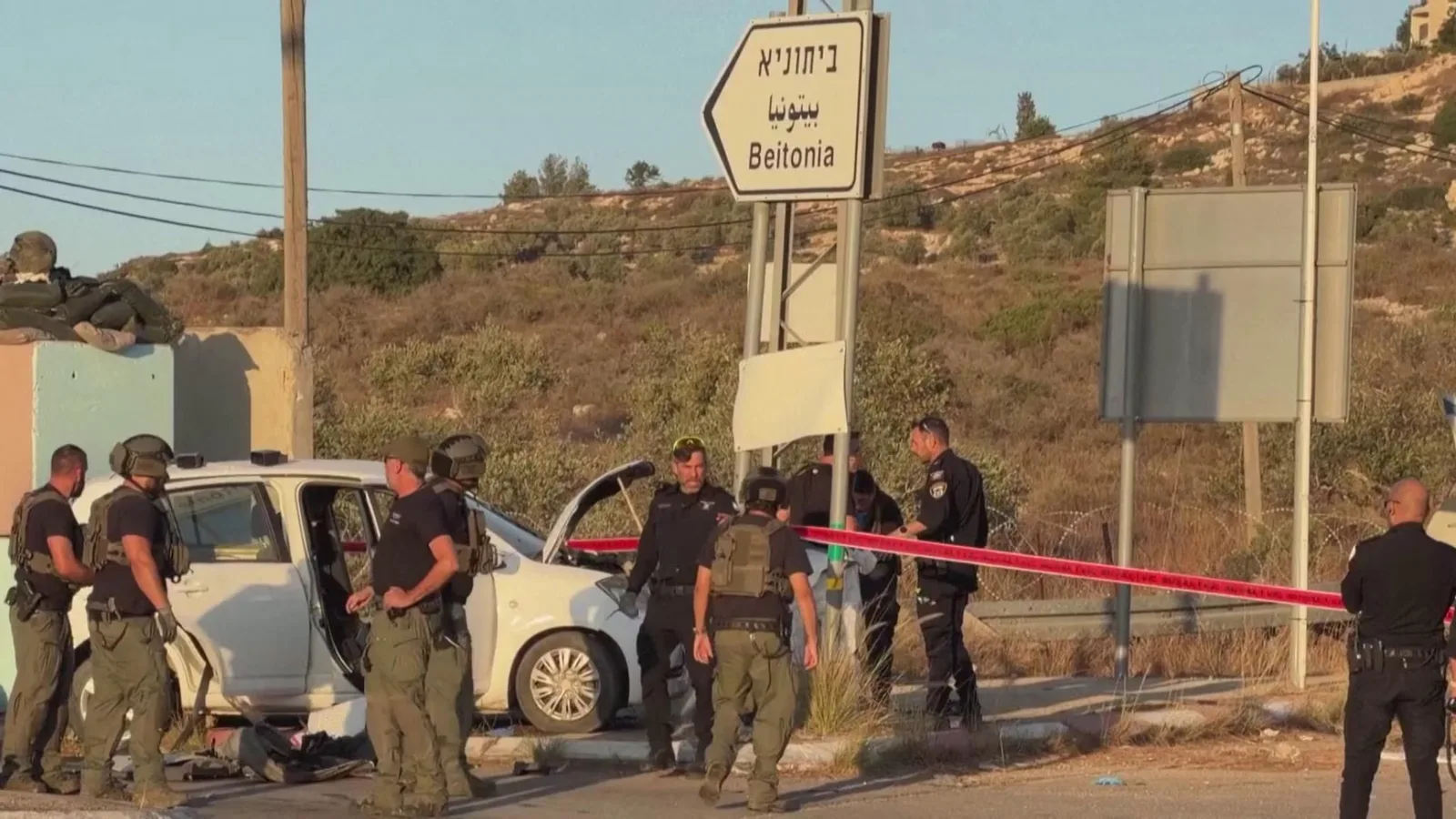 Le forze israeliane rispondono a un sospetto attacco con investimento in Cisgiordania