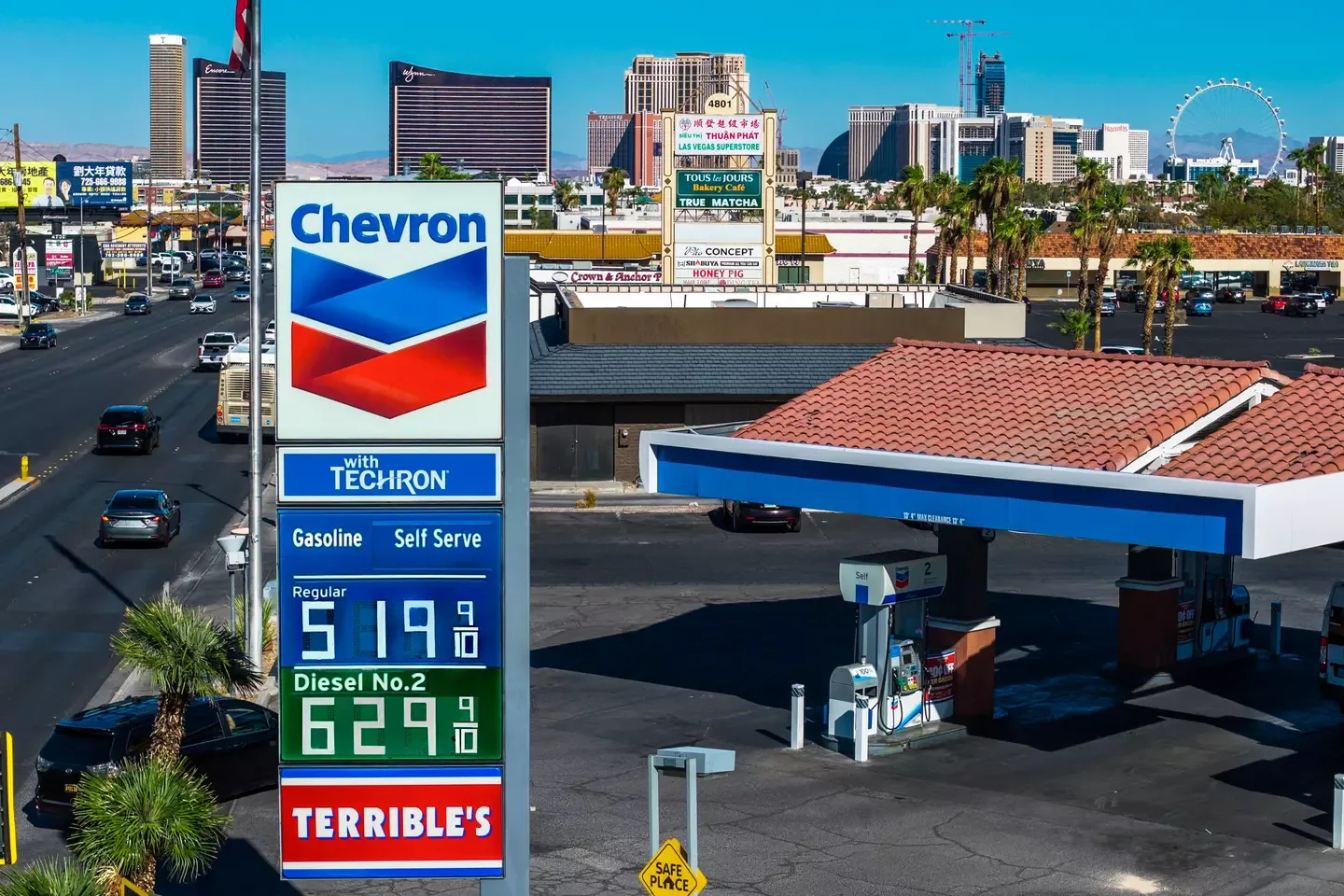 Oil and gas prices surge as GOP convenes for midterm convention to tout 'affordability' solutions