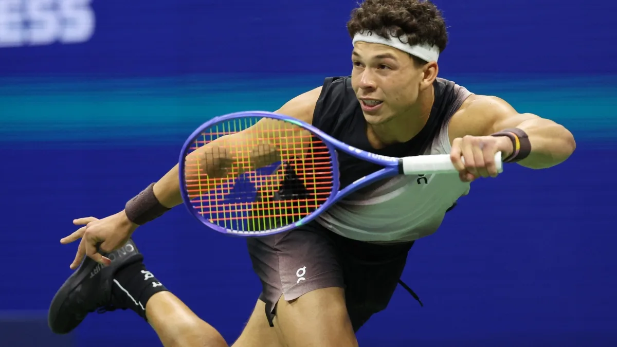 Shelton, agli Us Open è nata una stella che piace a tutti. Sinner a Torino accelera il recupero con le cure al laser