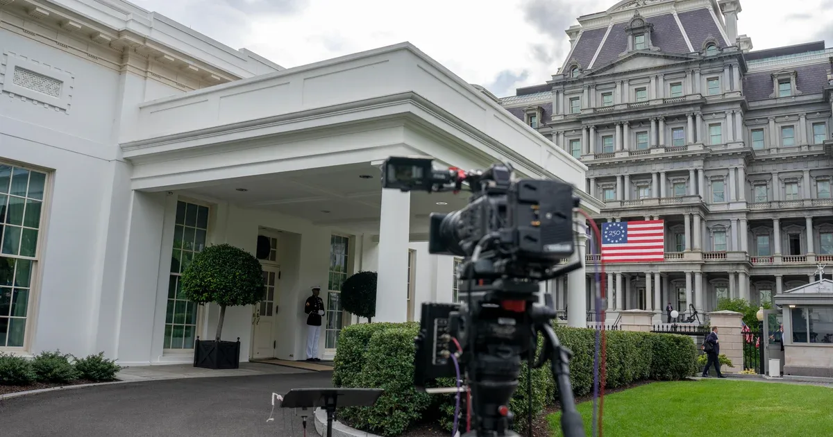 Presidential TV pool suspended after Trump bans CNN