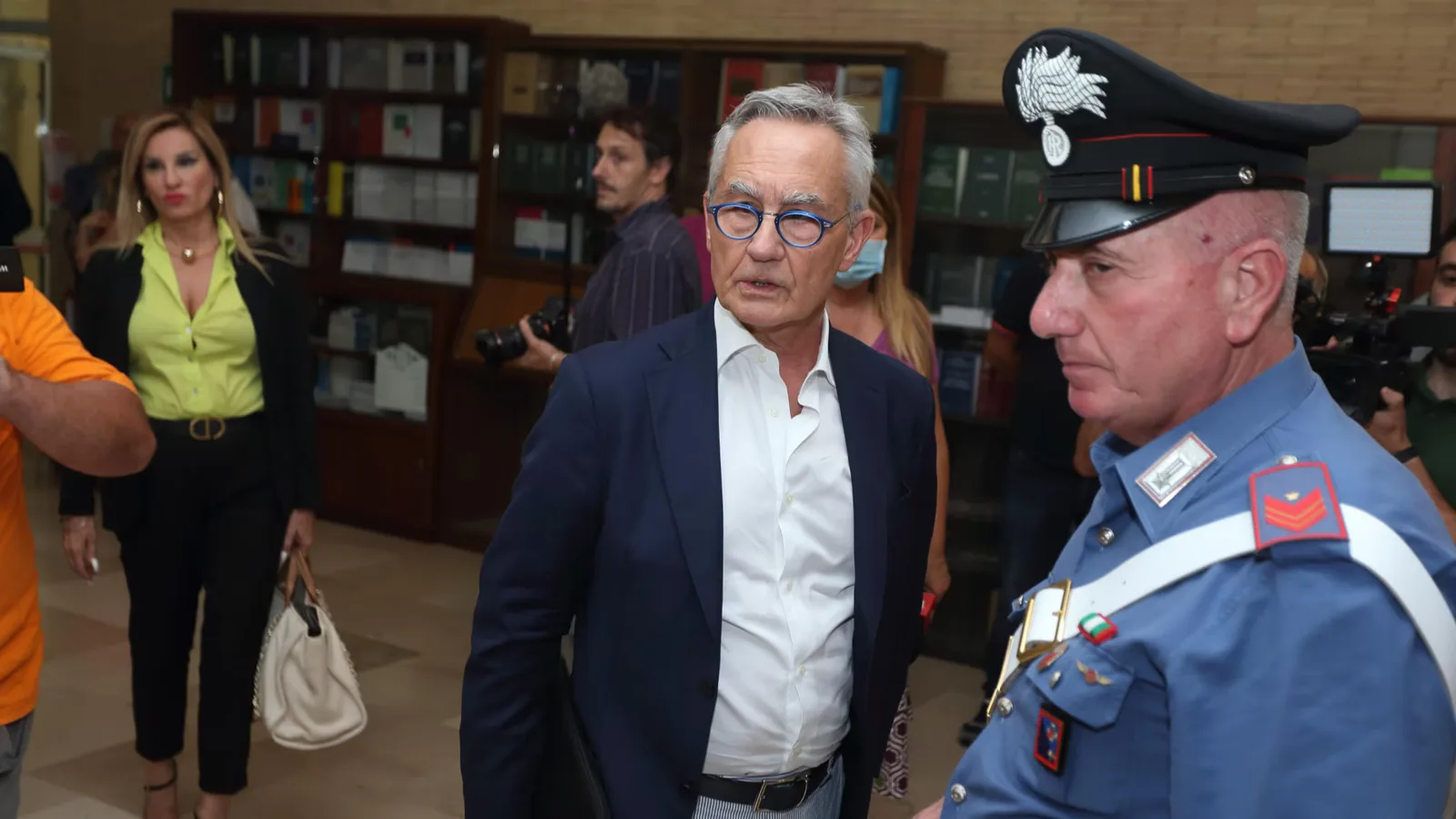 Delitto di Garlasco, accelerazione finale sui rilievi del 2007: sentito il generale Garofano