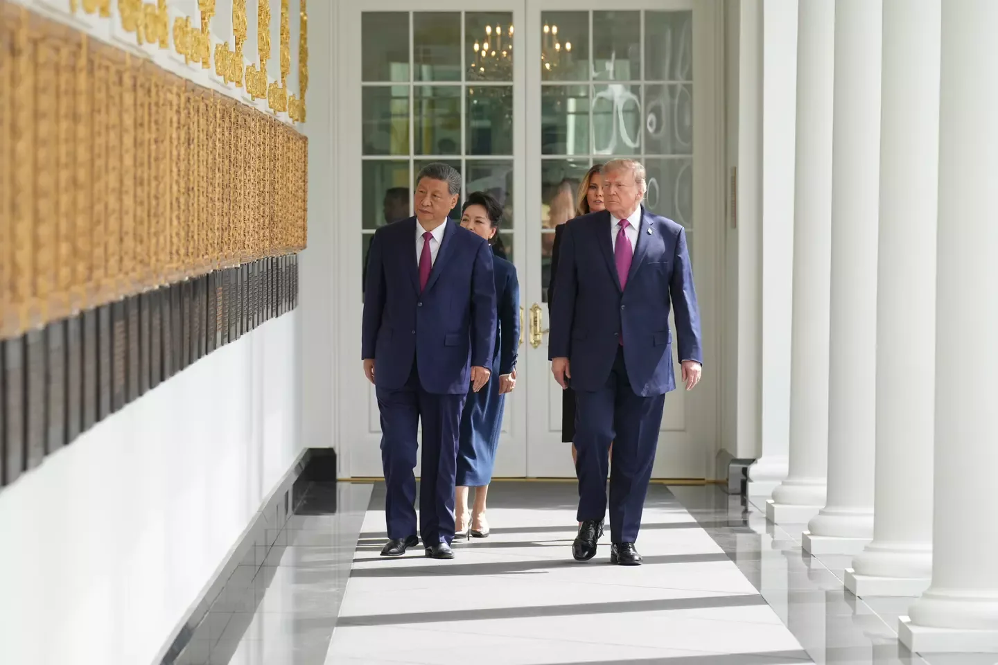 Trump shows off White House renovations for Xi