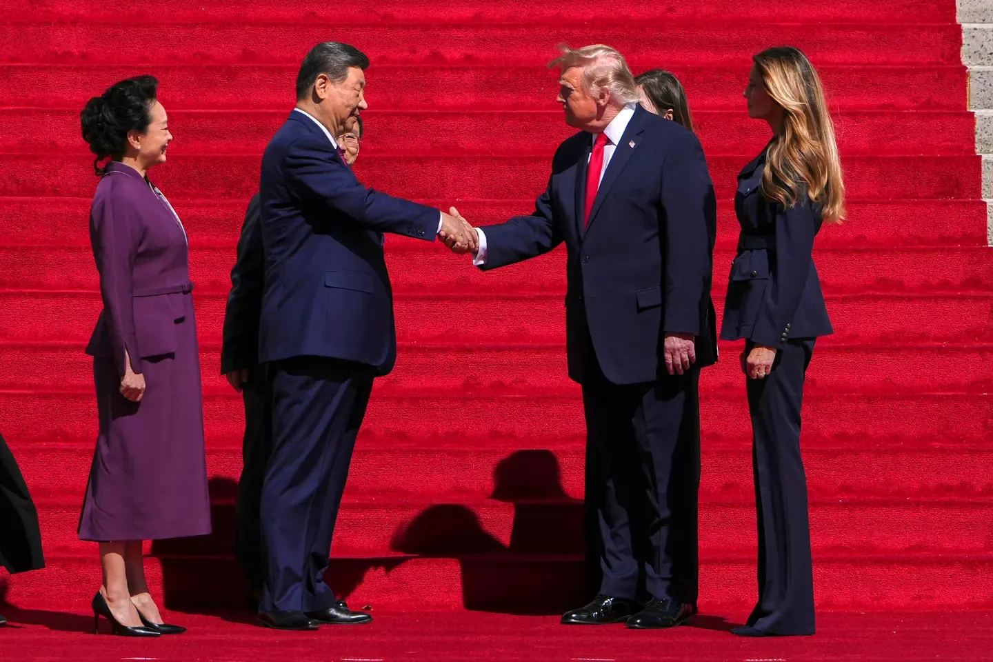 U.S. and China agree to reduce tariffs on goods after Xi visit