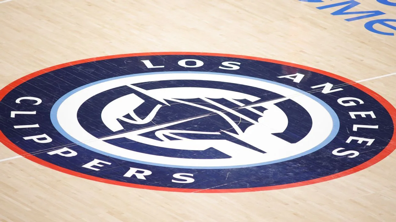 Report: Feds open investigation into Clippers' dealings with Kawhi