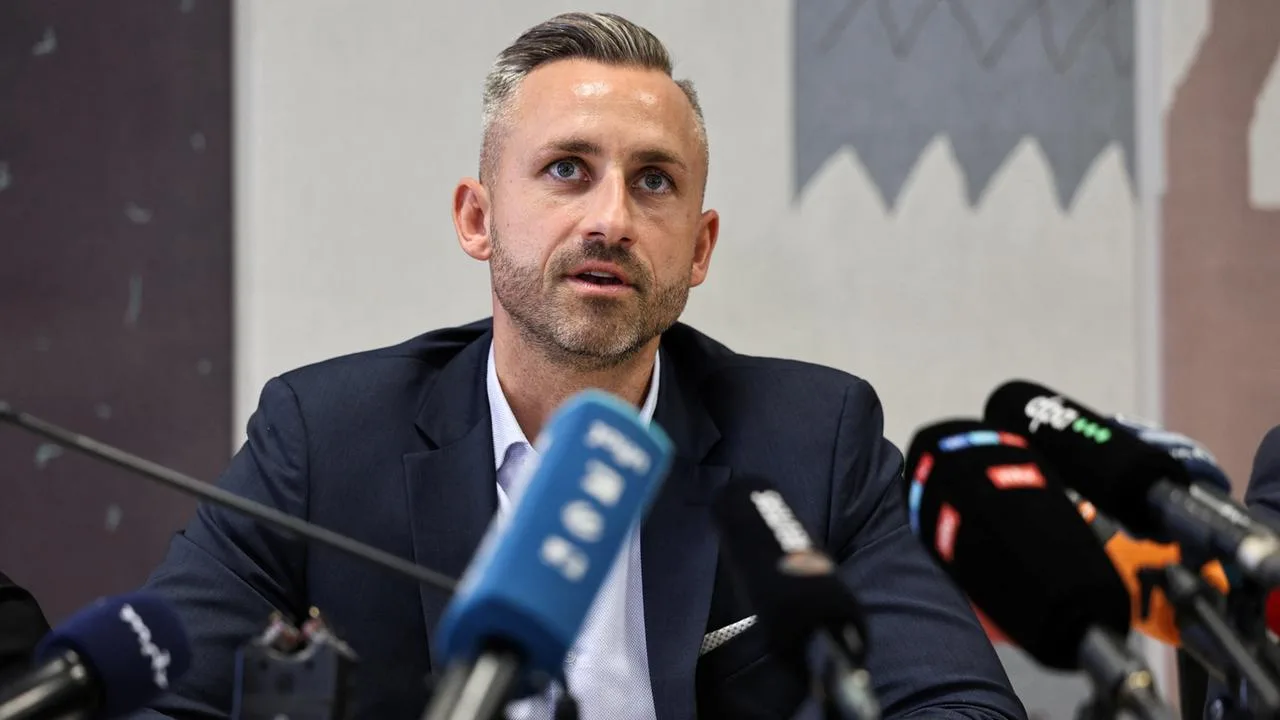 Rüstungsgüter für "Abschiebeoffensive": Empörung über Siegmund-Aussage