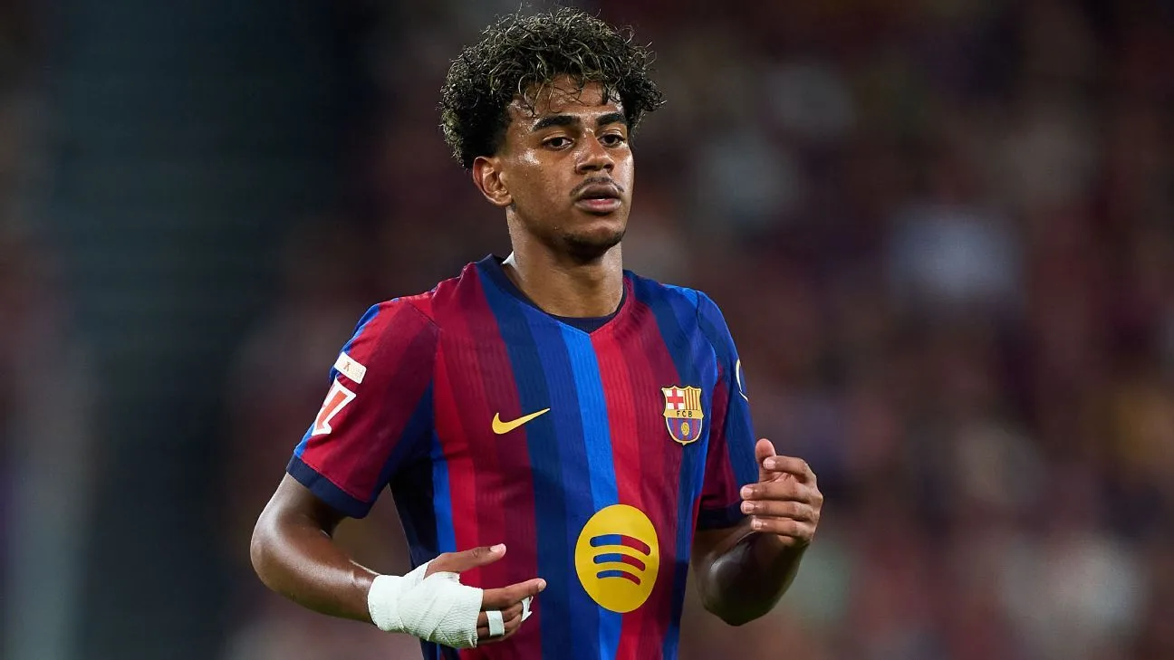 UEFA Champions League live updates: Barcelona begin campaign against Feyenoord