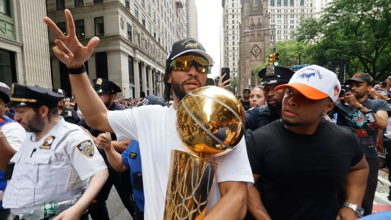 NBA champ Brunson to host season premiere of SNL