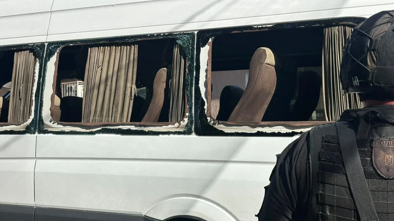 Südukraine: Mehrere Tote nach russischem Angriff auf Linienbus