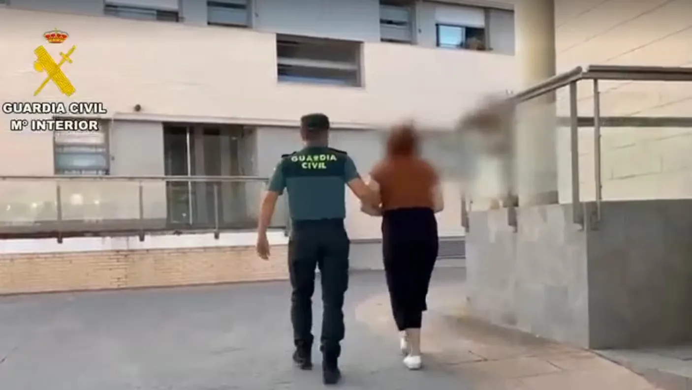 Detenida una mujer por cometer hurtos a ancianos mediante el método del ‘abrazo cariñoso’ en Madrid