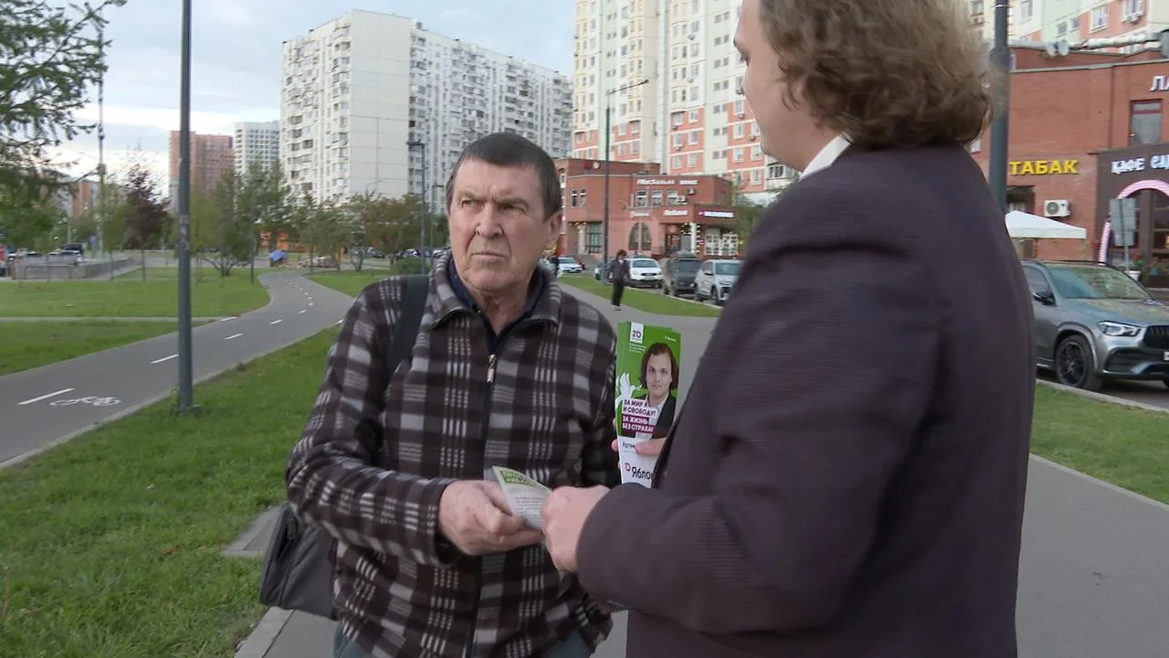 Duma-Wahl: Warum Snegowskij keine Chance gegen Tolstoj hat